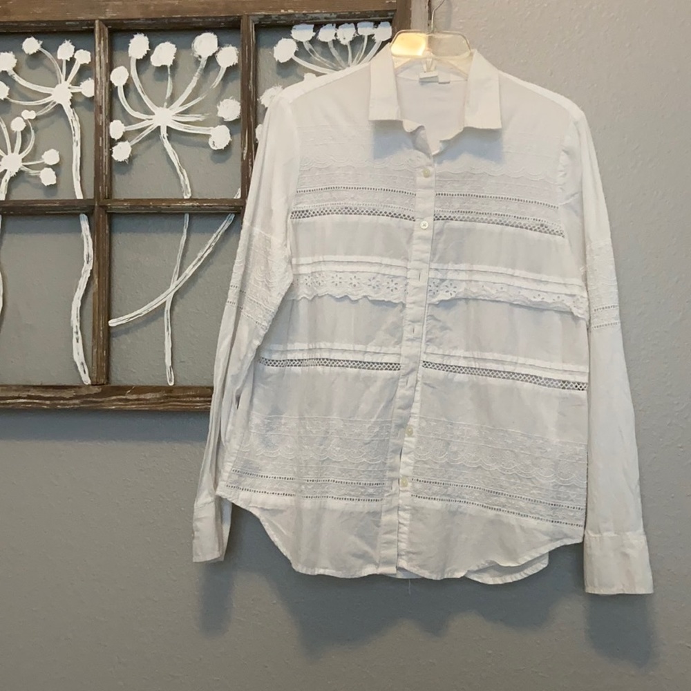 Designed white blouse